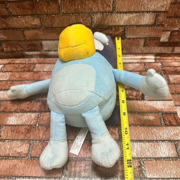 Bluey Sound effects talking stuffed interactive toy 12” - Picture 6 of 8